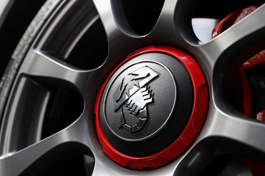 Колеса Abarth 595 (312) 2017 года  (AU) (фото 33 из 40)